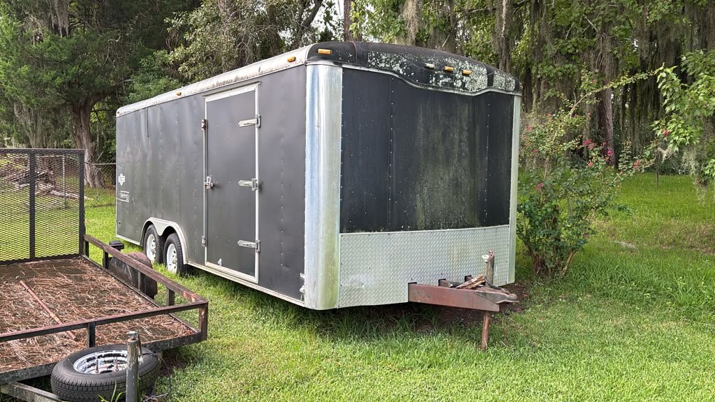 Heavy duty black dump trailer for large cleanouts